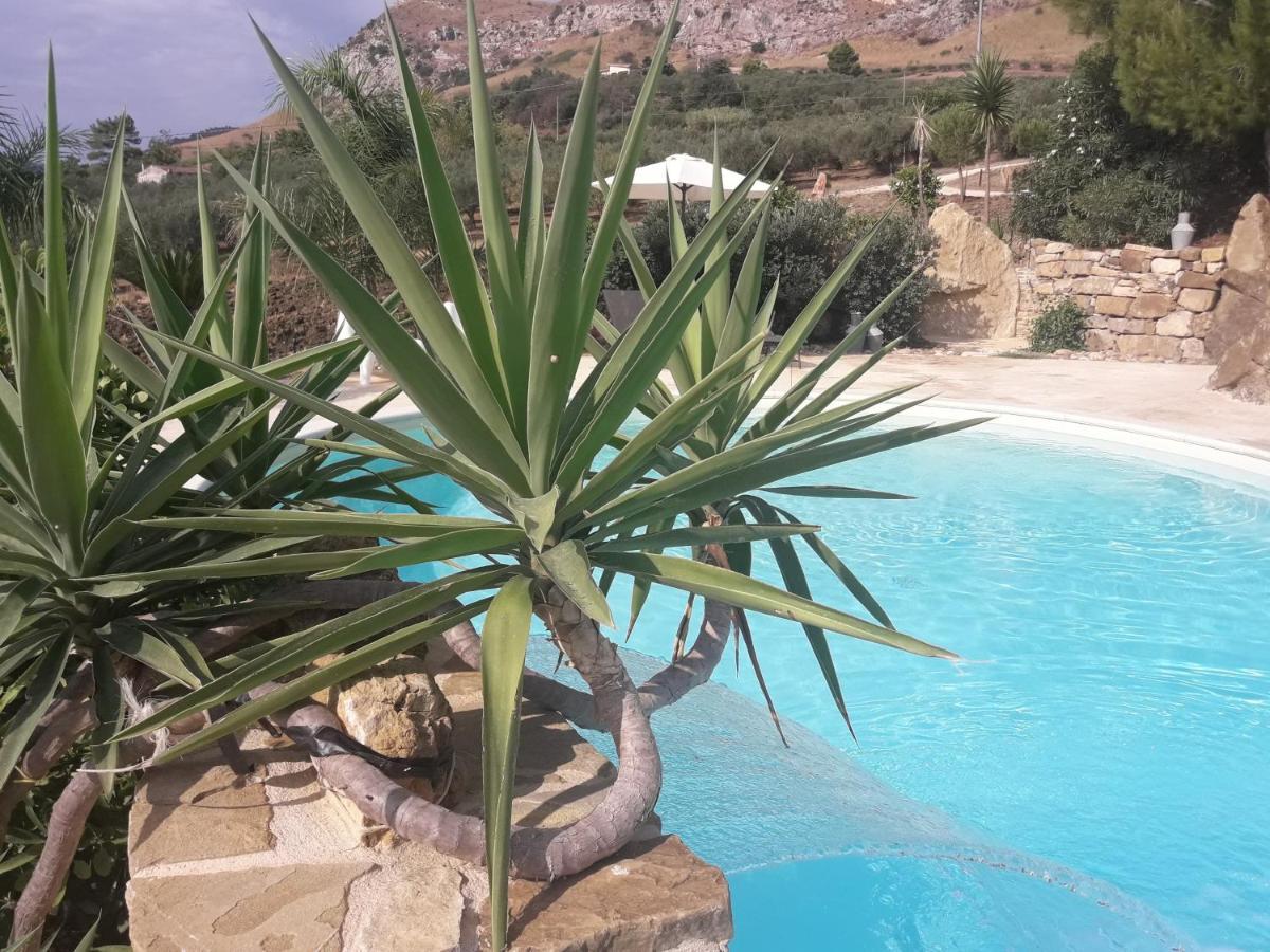 La Suite Di Segesta Calatafimi Bagian luar foto