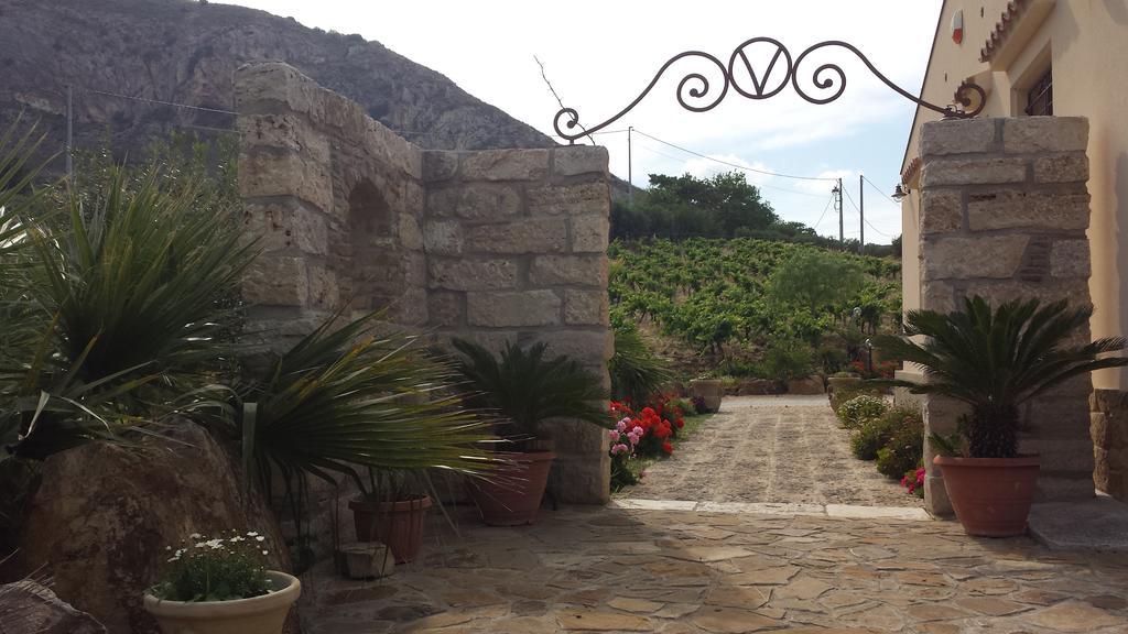 La Suite Di Segesta Calatafimi Bagian luar foto