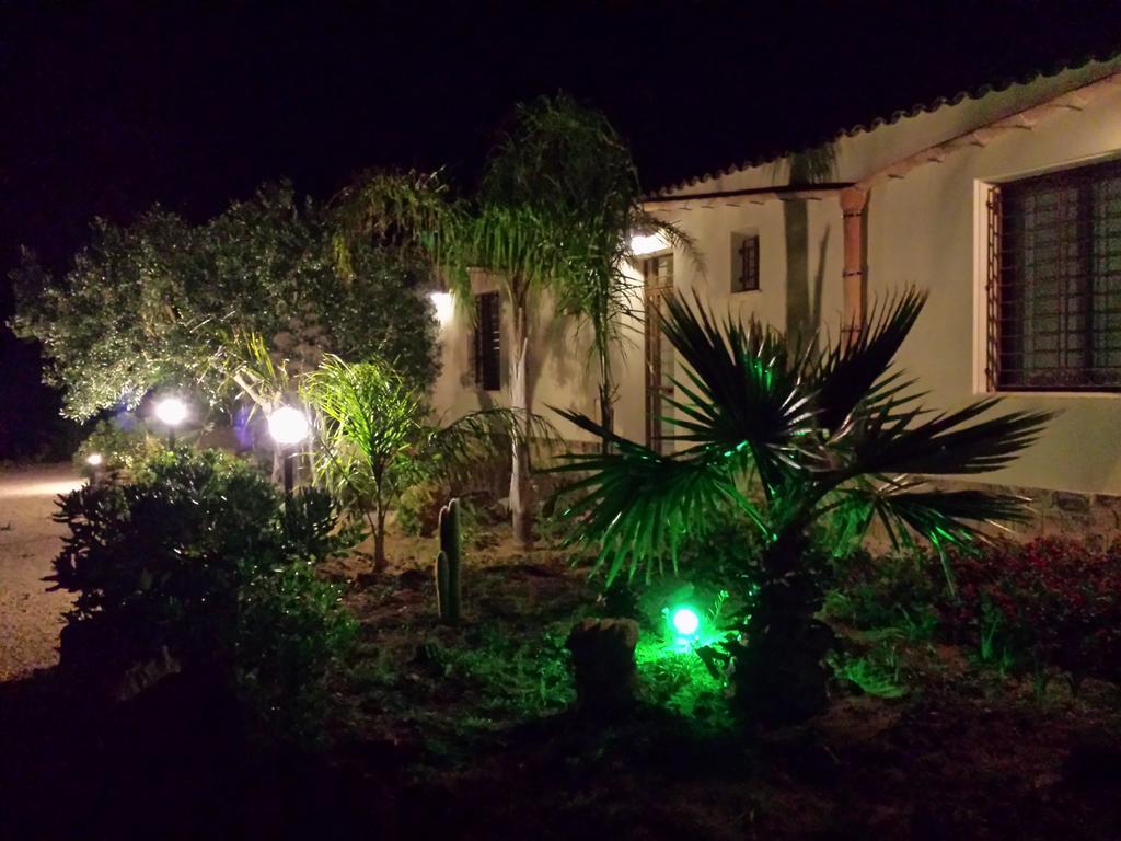 La Suite Di Segesta Calatafimi Bagian luar foto