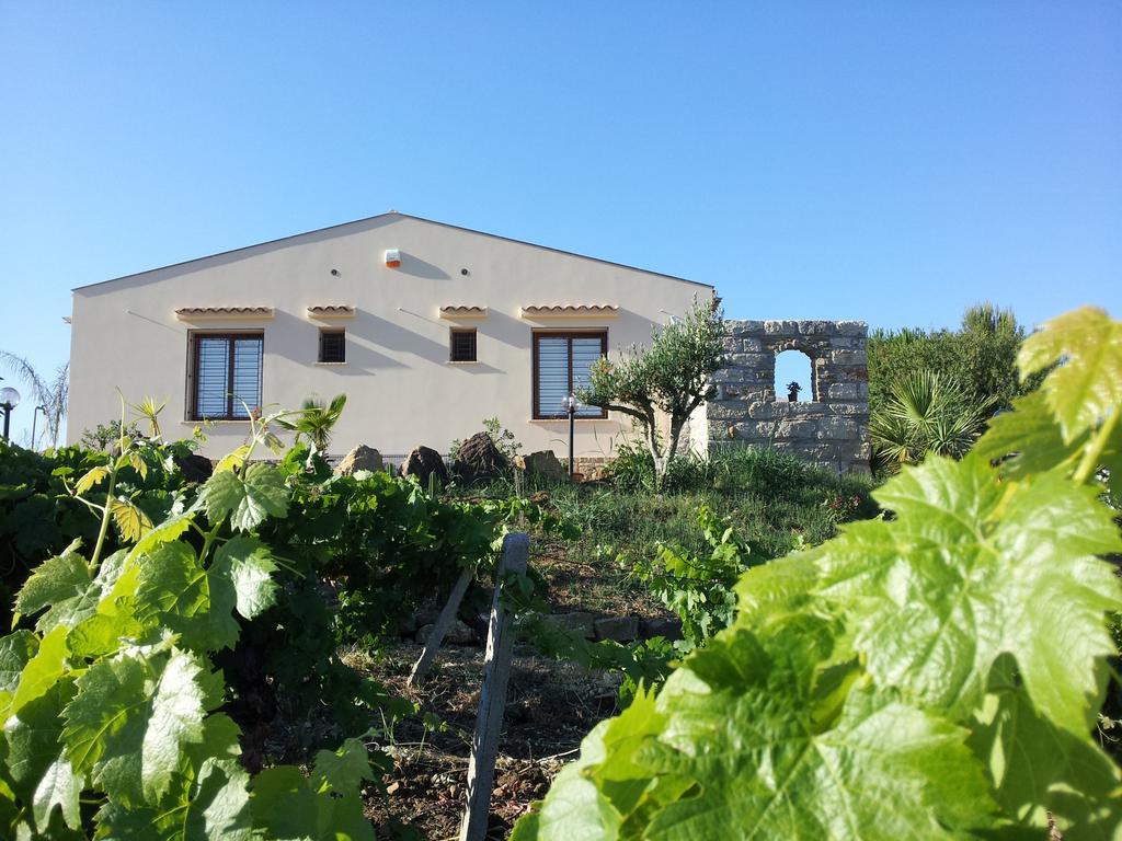 La Suite Di Segesta Calatafimi Bagian luar foto
