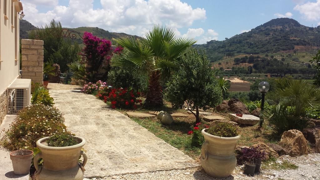 La Suite Di Segesta Calatafimi Bagian luar foto