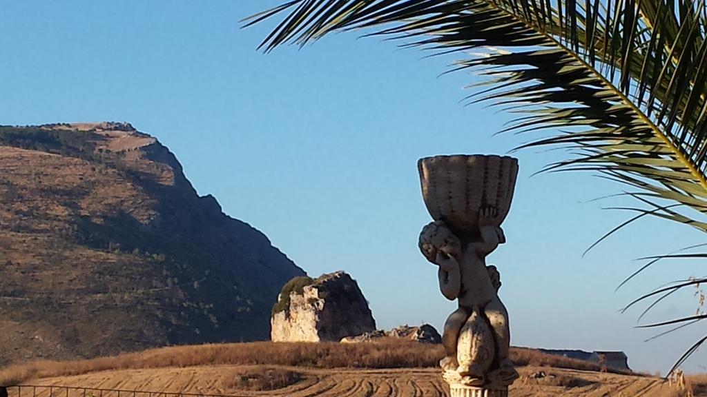 La Suite Di Segesta Calatafimi Bagian luar foto
